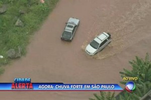 Chuvas em São Paulo causa transtorno