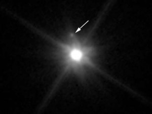 Hubble encontra lua em planeta-anão Makemake 