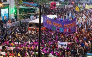 América Latina despertou para a violência contra mulher, diz ativista argentina