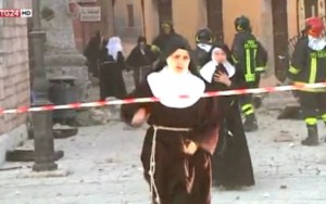 Freiras "fogem" de terremoto e violam clausura em monastério da Itália 