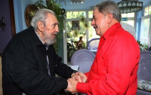 "É como perder um irmão", diz Lula sobre morte de Fidel; Dilma e Temer lamentam 
