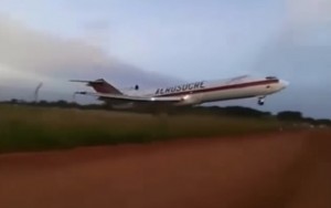 Avião cargueiro cai na Colômbia e deixa cinco mortos;
