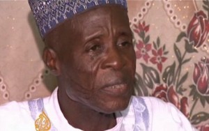 Pastor muçulmano com 130 esposas e 203 filhos morre aos 93 anos na Nigéria
