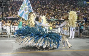 Internet conta como foi o carnaval de São Paulo com memes e vídeos