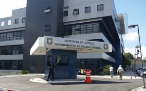 Lava Jato: operadores financeiros presos em fevereiro são levados para Curitiba