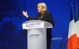 "França não perseguiu judeus na 2ª Guerra", diz candidata à presidência do país